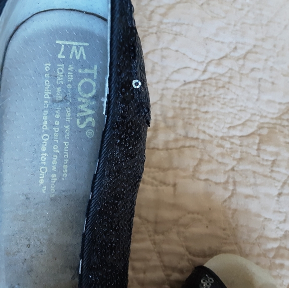 TOMS black open toe sequin covered wedge shoes. - Picture 5 of 5